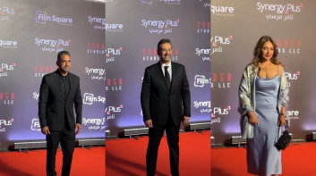 نجوم الفن يظهرون في العرض الخاص لفيلم 